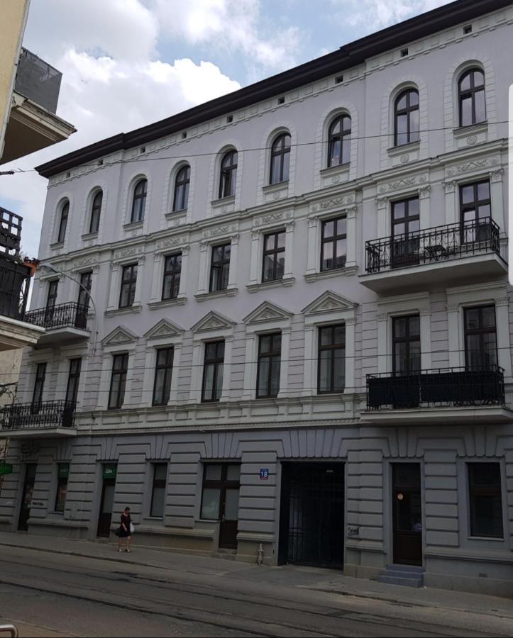 Bdsm Apart Grey Manufaktura Centrum Miasta Legionow 18 Parking Bezplatny , Dla Doroslych Adults Only Лодзь Екстер'єр фото
